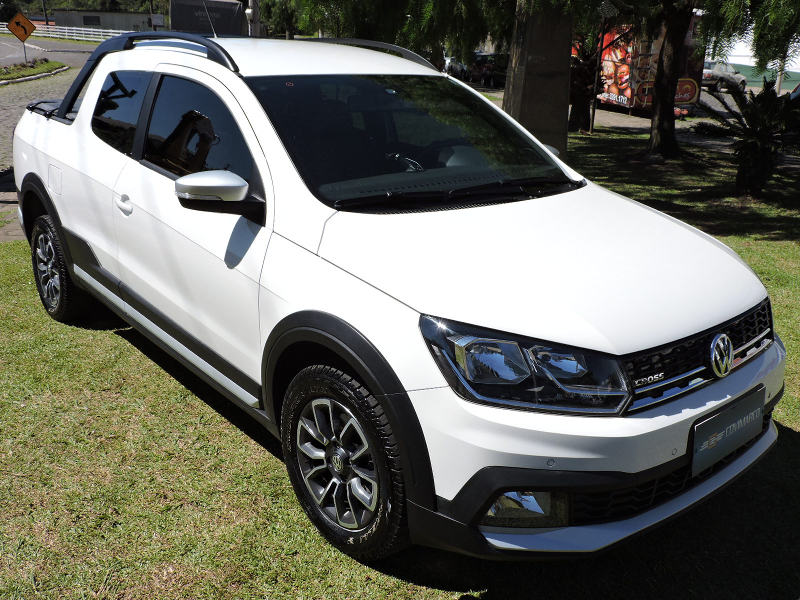 SAVEIRO CROSS CABINE DUPLA 2017 por R$ 81.900,00 é na Varginha