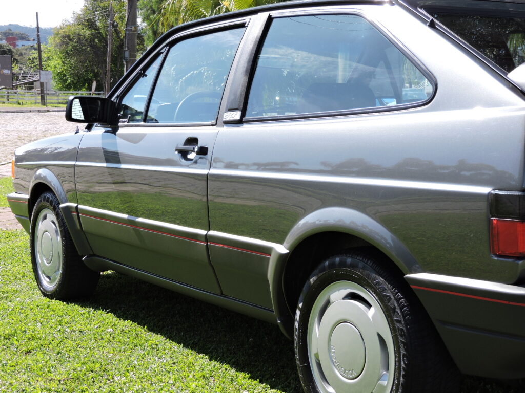 Volkswagen Gol GTS 1.8s 1994 - Verde Pinus